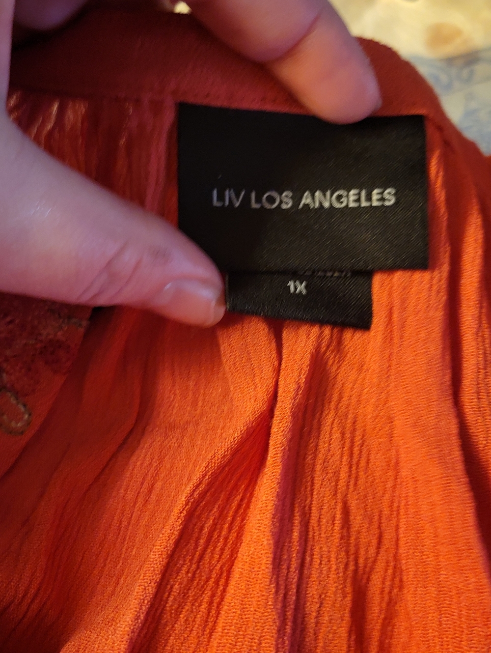 Women’s Coral Embroidered Button-Front Blouse - Picture 5 of 6